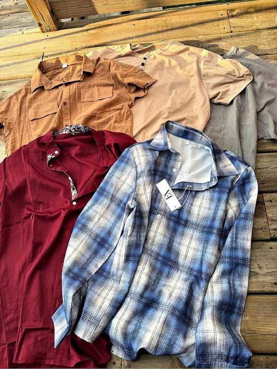 Tops - Men’s 5-Piece Mixed Tops Bundle Button Up Shirts Henley V-Neck Plaid (1)